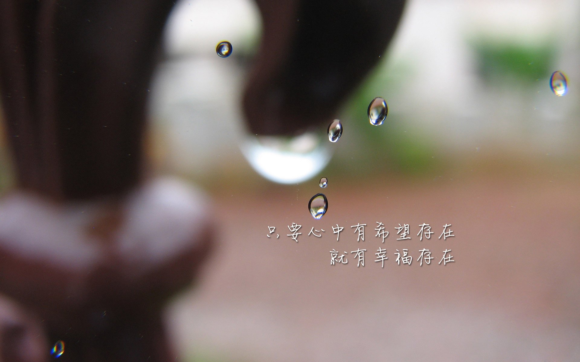 九游app下载中心-皇马闷平，贝尔受伤离场，球迷心情沉重，皇马的贝尔去哪了